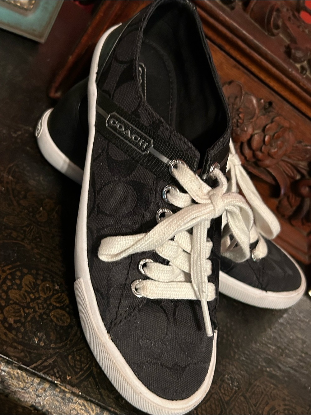 Coach • Lesley Sneakers Black Size 6
